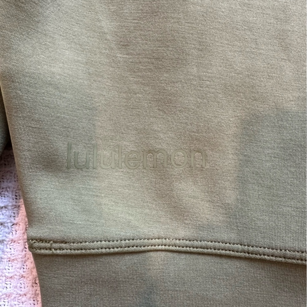 Lululemon Perfectly Oversized Cropped Crew Softstreme Green size 2 women’s - Picture 10 of 10